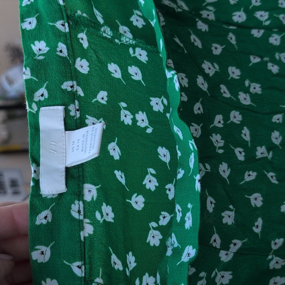 H&M Green Floral Skirt